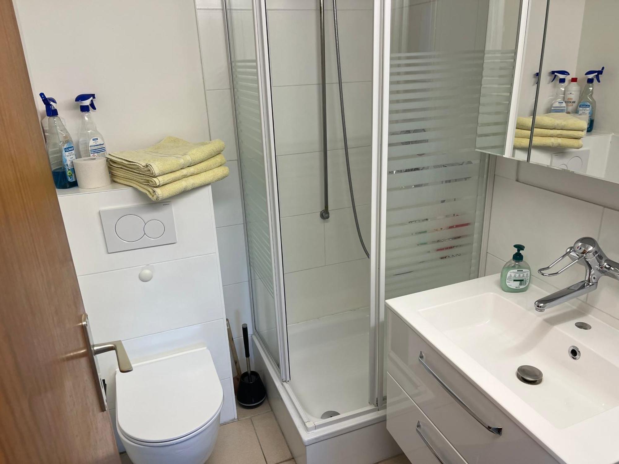 Schoenes Apartment Mit Festungsblick - Free Parking - Wurzburg Luaran gambar